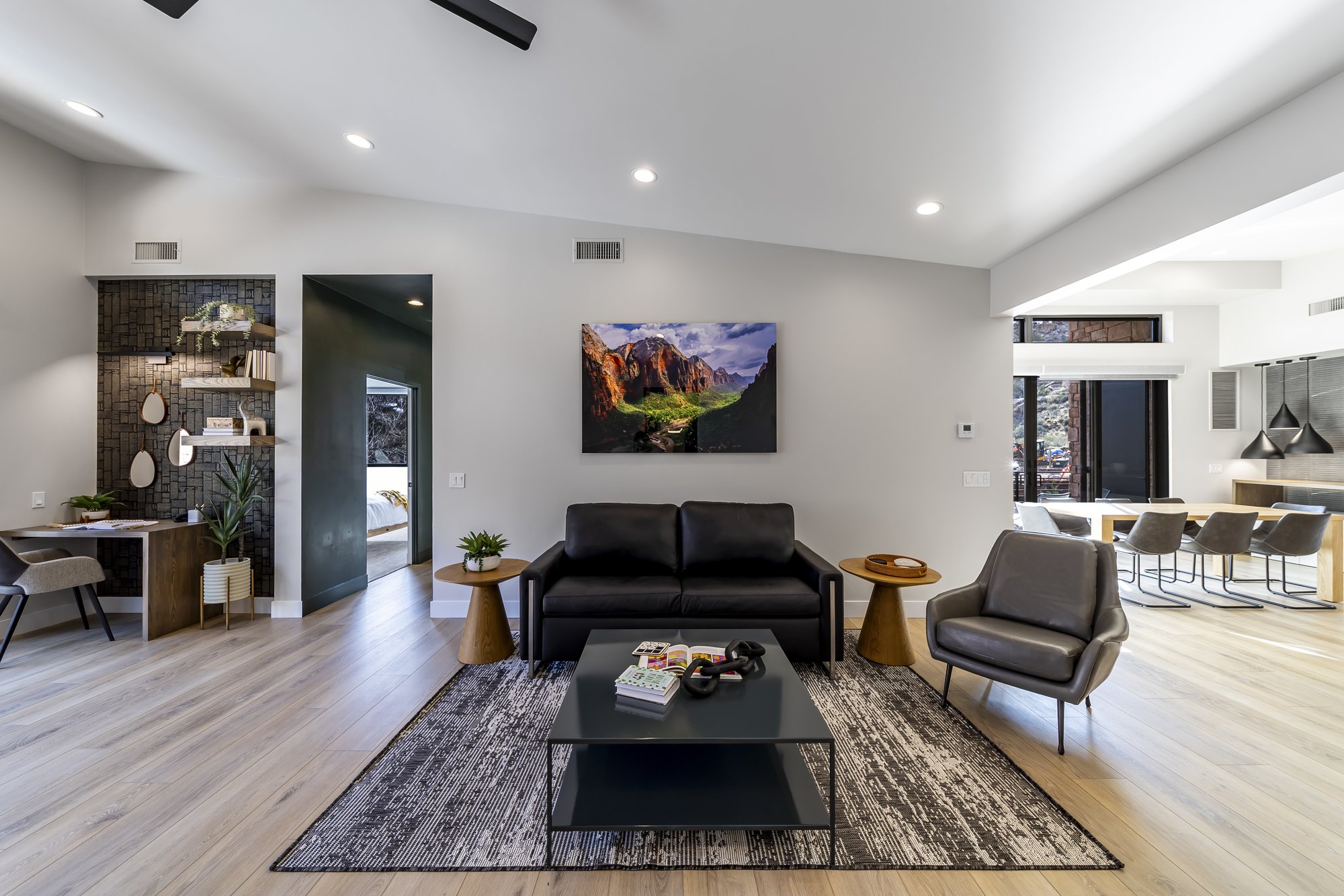 Johnson Mountain Villa 001
